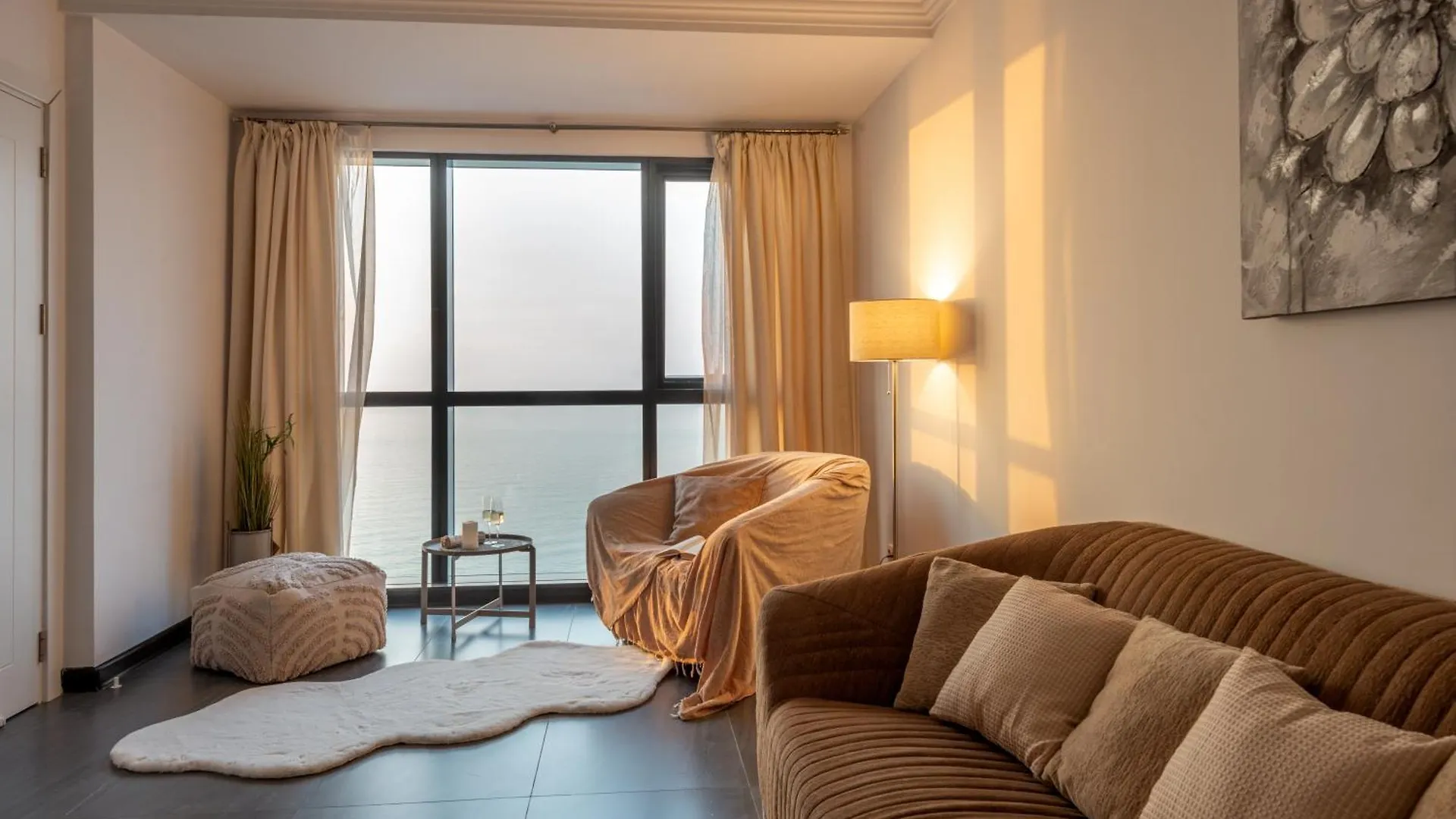 Sea Nirvana - Romantic Apartment With Sea View In Porta Batumi Tower
