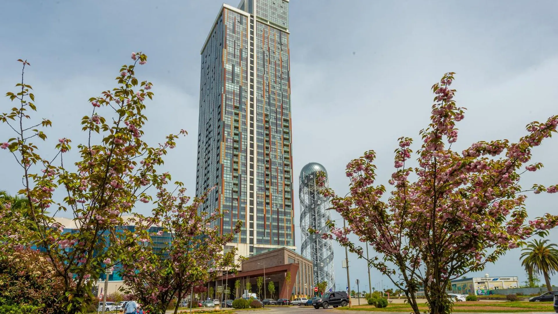 Sea Nirvana - Romantic Apartment With Sea View In Porta Batumi Tower
